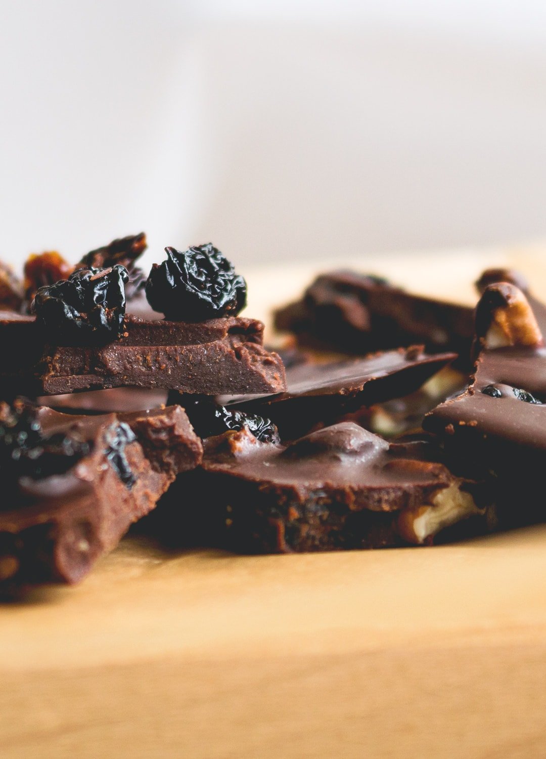 Sour Cherry Pecan Chocolate Bark - raw, vegan, really delicious, AND easy to make! We love this chocolate bark and you will too! | thehealthfulideas.com