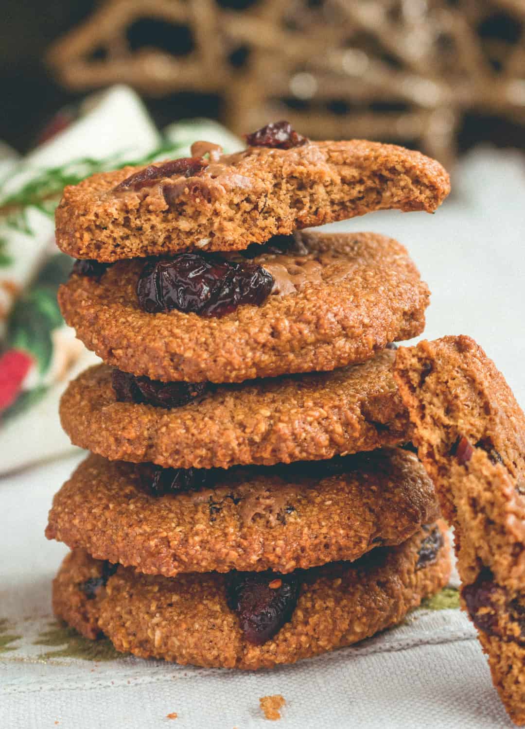 Cranberry Oat Cookies - crispy on the edges, chewy in the middle. These gingerbread flavored cookies are absolutely scrumptious! Our favorite Christmas recipe! | thehealthfulideas.com