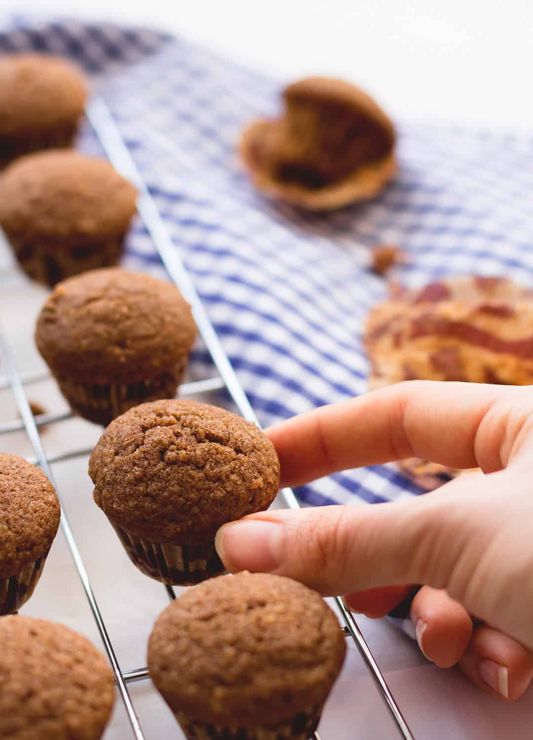 Simple Chai Muffins - a great breakfast for chai tea lovers! They're easy to make, gluten and dairy free, and absolutely devine! You'll want to keep baking chai-spiced food! | thehealthfulideas.com