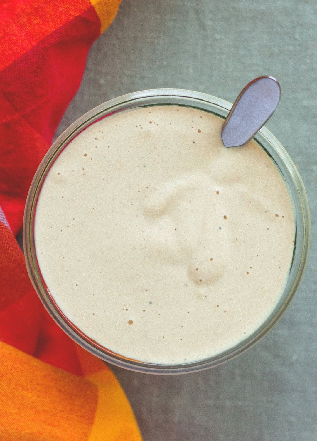 How to Make Vegan Cashew Dressing - creamy, delicious, and SO versatile. You'll love this recipe! Only 3 main ingredients and the rest is up to you. Get creative! | thehealthfulideas.com