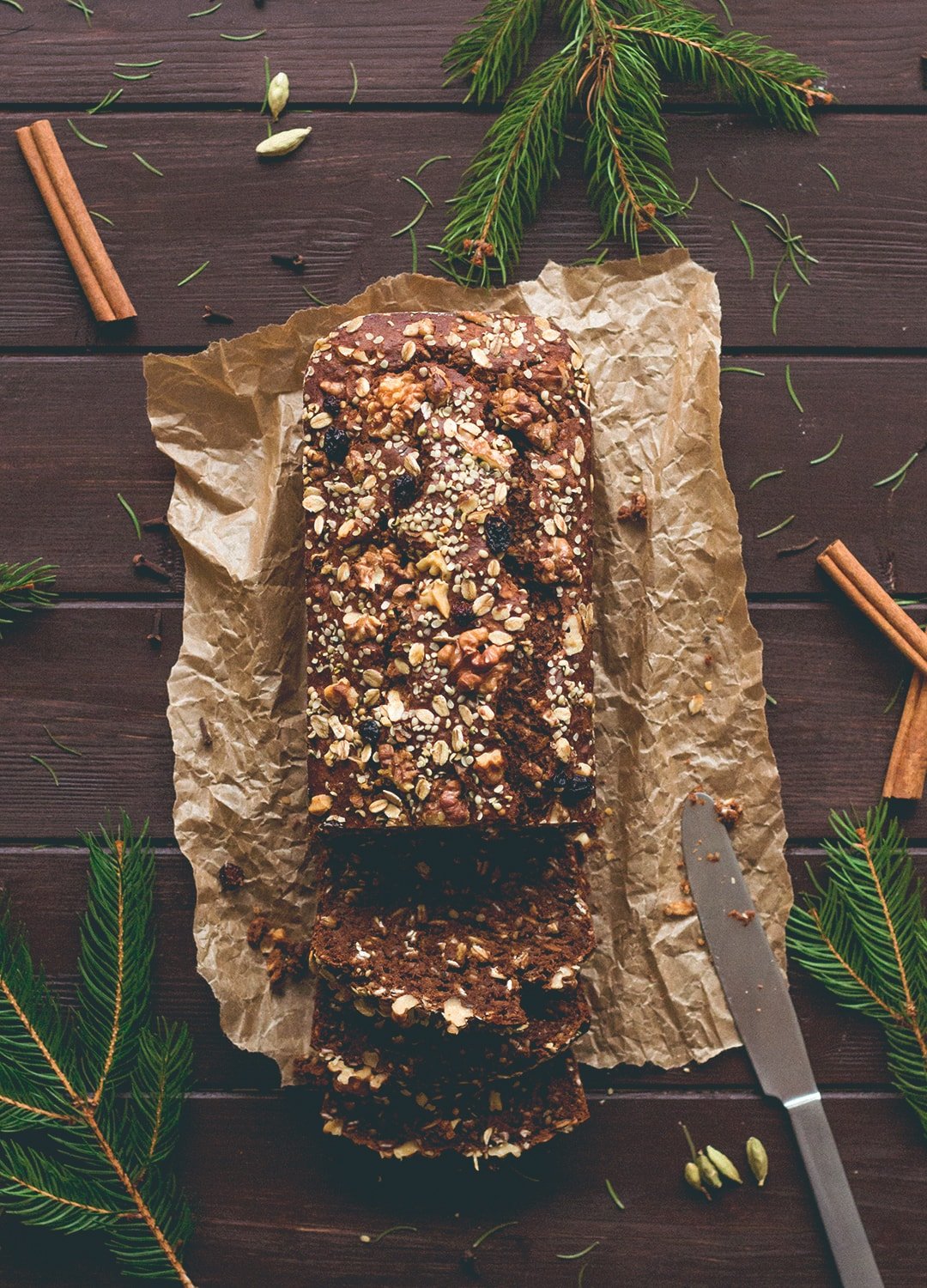 Gingerbread Banana Bread (vegan, GF) - the most delicious, comforting, healthy, and festive banana bread! I love this recipe. It's the perfect breakfast for Christmas Day morning. | thehealthfulideas.com
