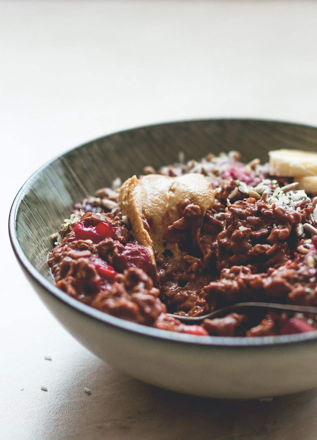 Sour Cherry Chocolate Oatmeal - this oatmeal is creamy, decadent, and chocolatey. It's like having dessert for breakfast, you'll love this recipe. Simply, easy to make & delicious. | thehealthfulideas.com