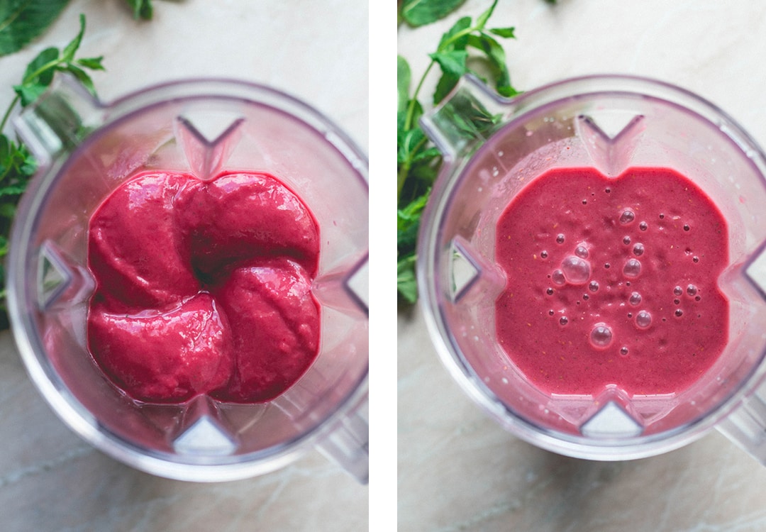 Refreshing Raspberry Mint Smoothie (raw vegan) - the most delicious refreshing smoothie to start your day with or have as a sweet snack during the day. Such an easy recipe! Mint, banana, berries, coconut, water, and almond milk. Delicious! | thehealthfulideas.com