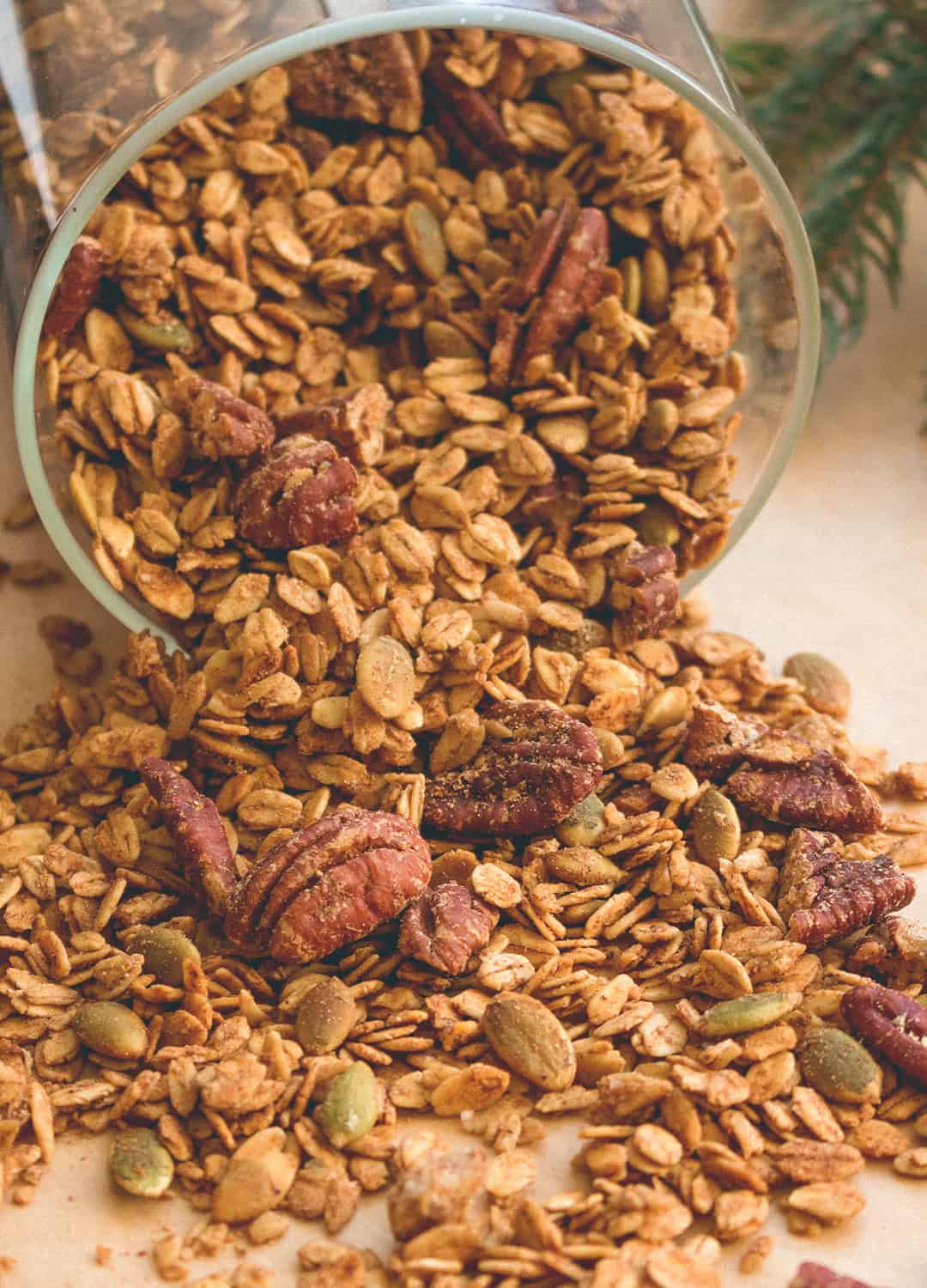 Gingerbread Granola - delicious and healthy alternative to store bought granola that's usually full of sugar. I love this recipe! Gingerbread flavored granola is heavenly, it's the ultimate Christmas snack. | thehealthfulideas.com