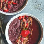 Berry Chocolate Chia Parfait - delicious vegan breakfast you wil love! Chocolate Acai chia pudding and berry chocolate sorbet. (raw, vegan, GF) | thehealthfulideas.com