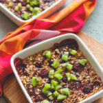 Blackberry Baked Oatmeal - 30 minutes and only 5 ingredients! Oats, almond milk, blackberries, maple syrup, cinnamon, and 2 optional add-ins. We LOVE this recipe! Easy & delicious. | thehealthfulideas.com
