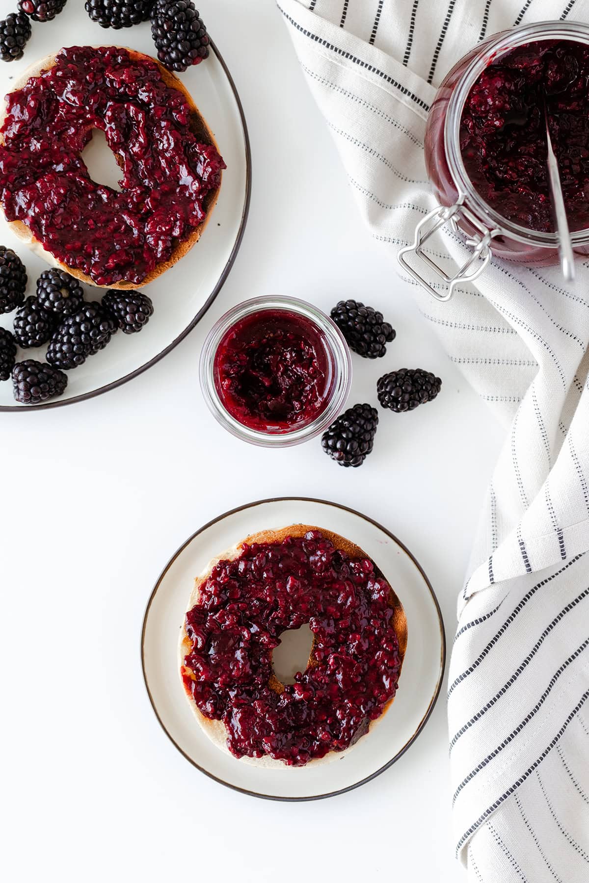 Lavender Blackberry Jam - The Healthful Ideas