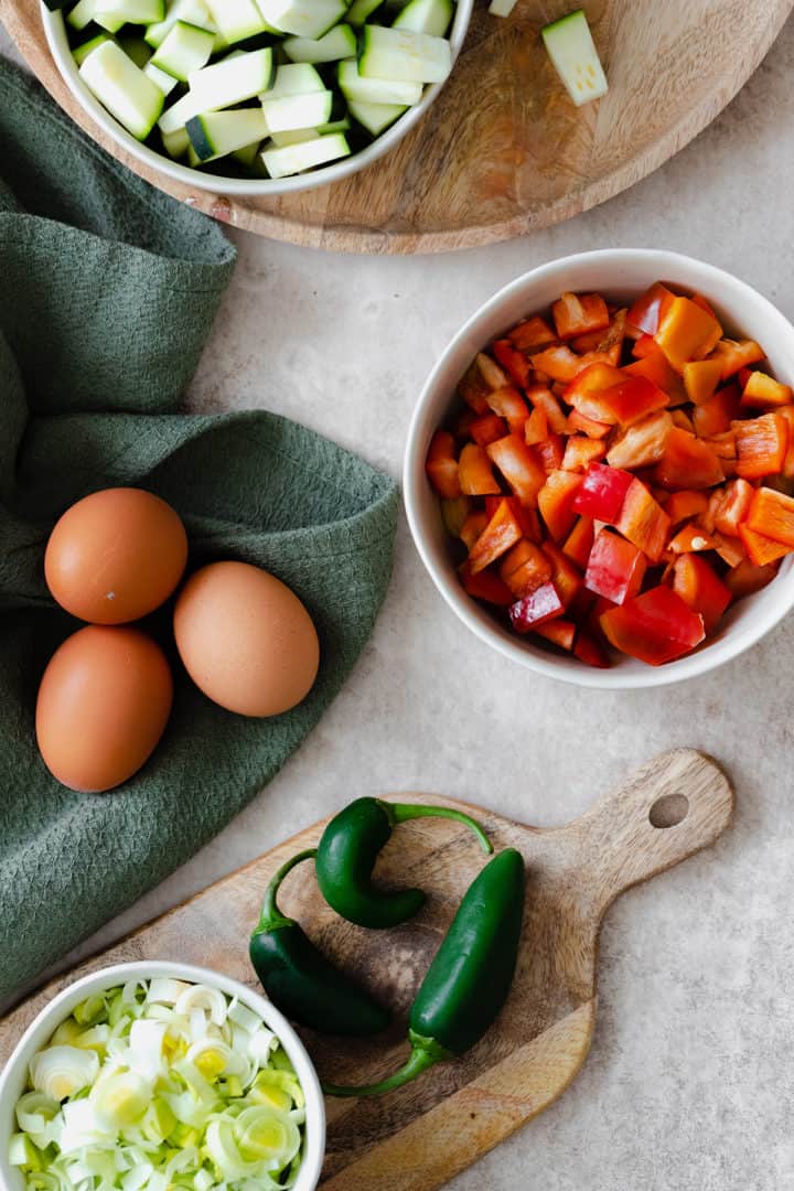 Bell Pepper and Zucchini Breakfast Skillet with Za'atar THI