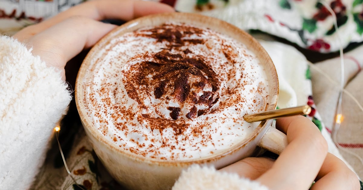 Christmas Spiced Hot Chocolate - The Healthful Ideas