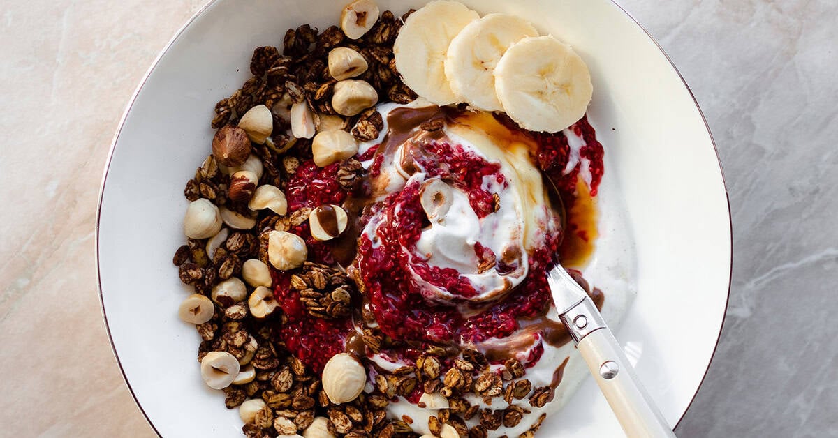 Hazelnut Carob Granola 