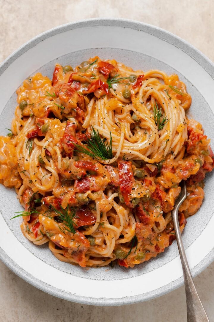 Creamy Sun-Dried Tomato Pasta with Capers and Dill - The Healthful Ideas