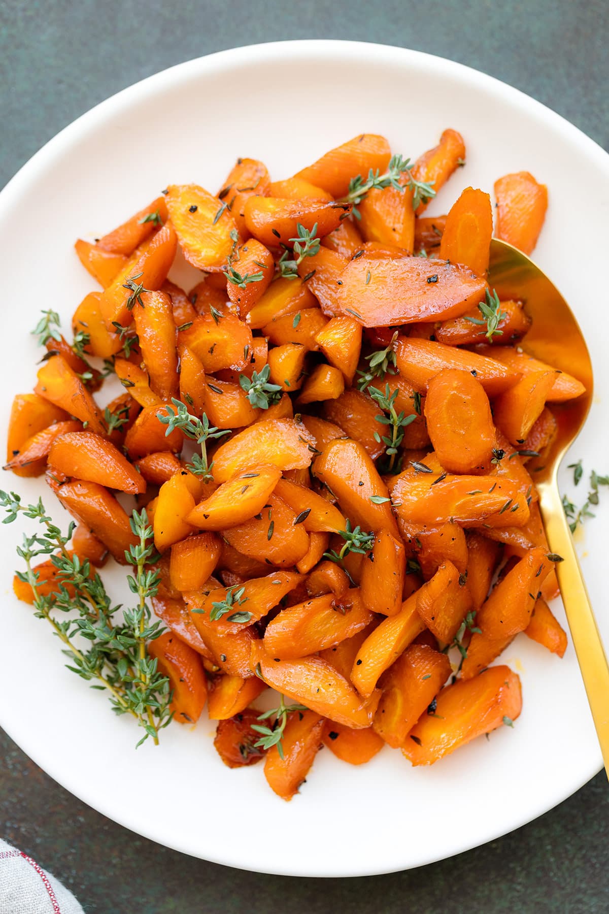 Thyme Roasted Carrots with Maple Syrup