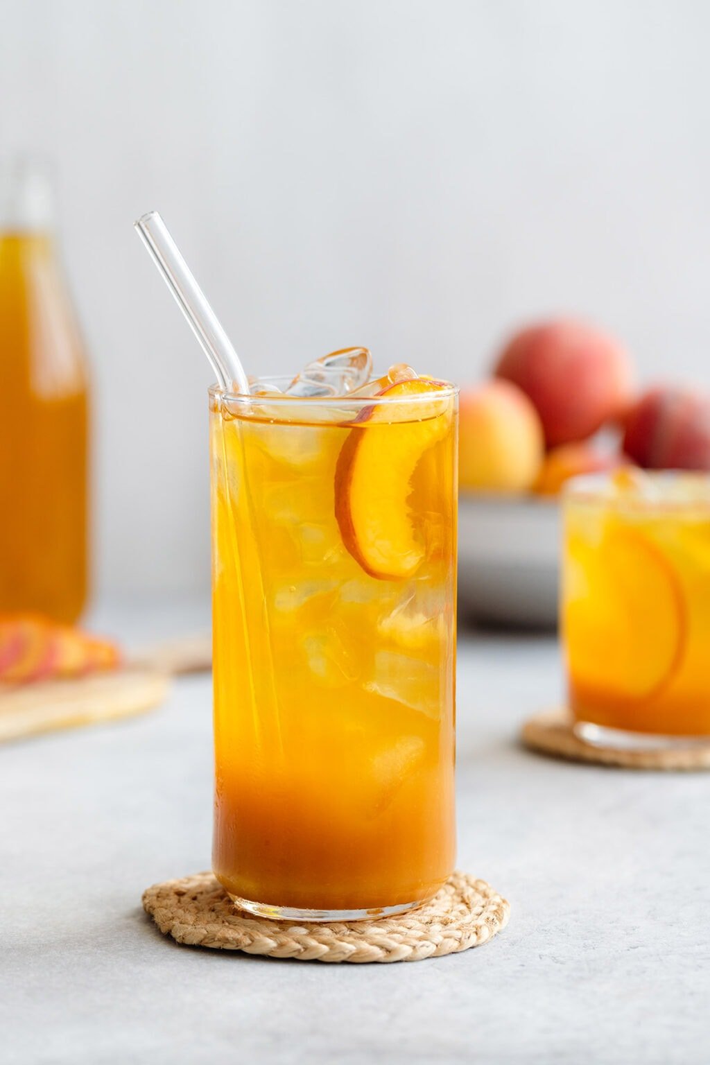 Iced Peach Green Tea Lemonade The Healthful Ideas