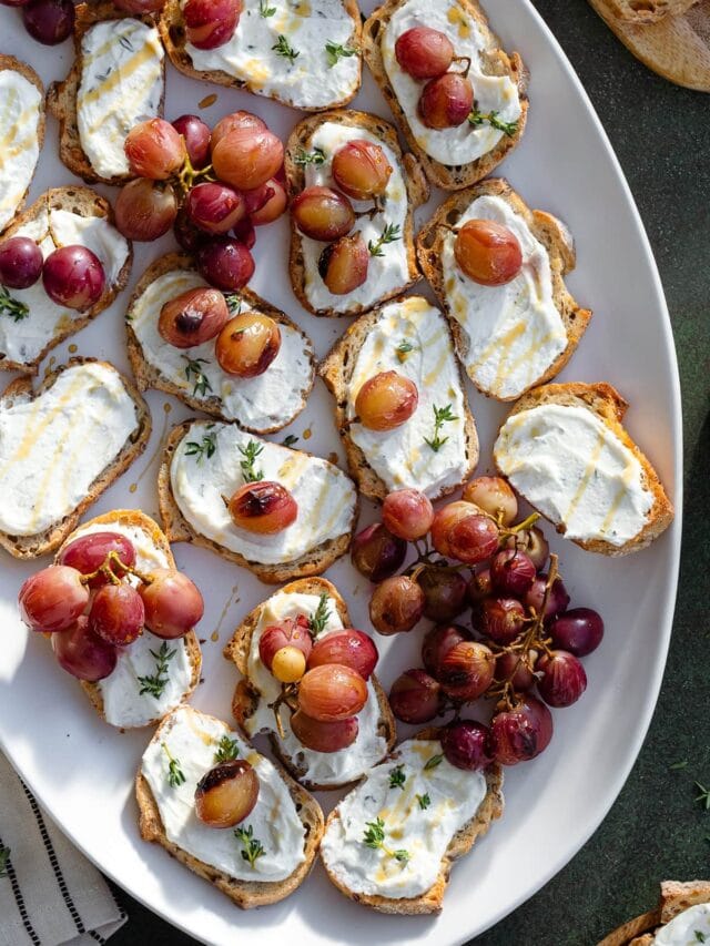 cropped-Whipped-Feta-Crostini-with-Roasted-Grapes-11.jpg