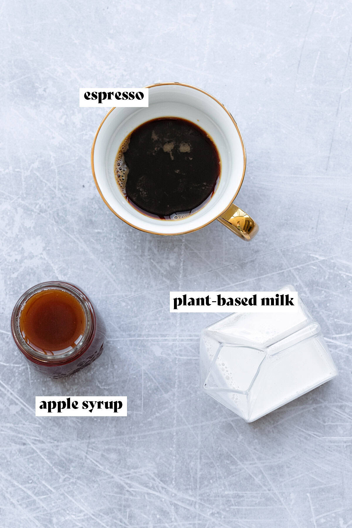 Ingredients for iced apple crisp macchiato