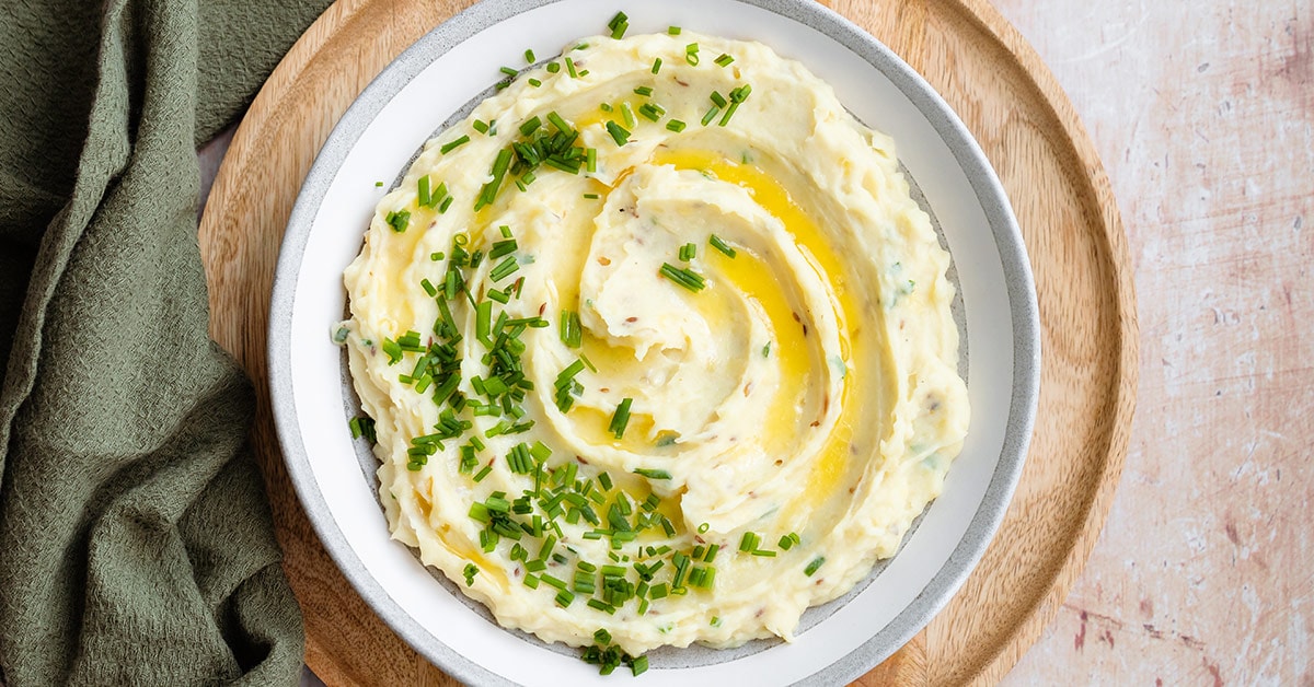 Roasted Garlic Mashed Potatoes - The Healthful Ideas