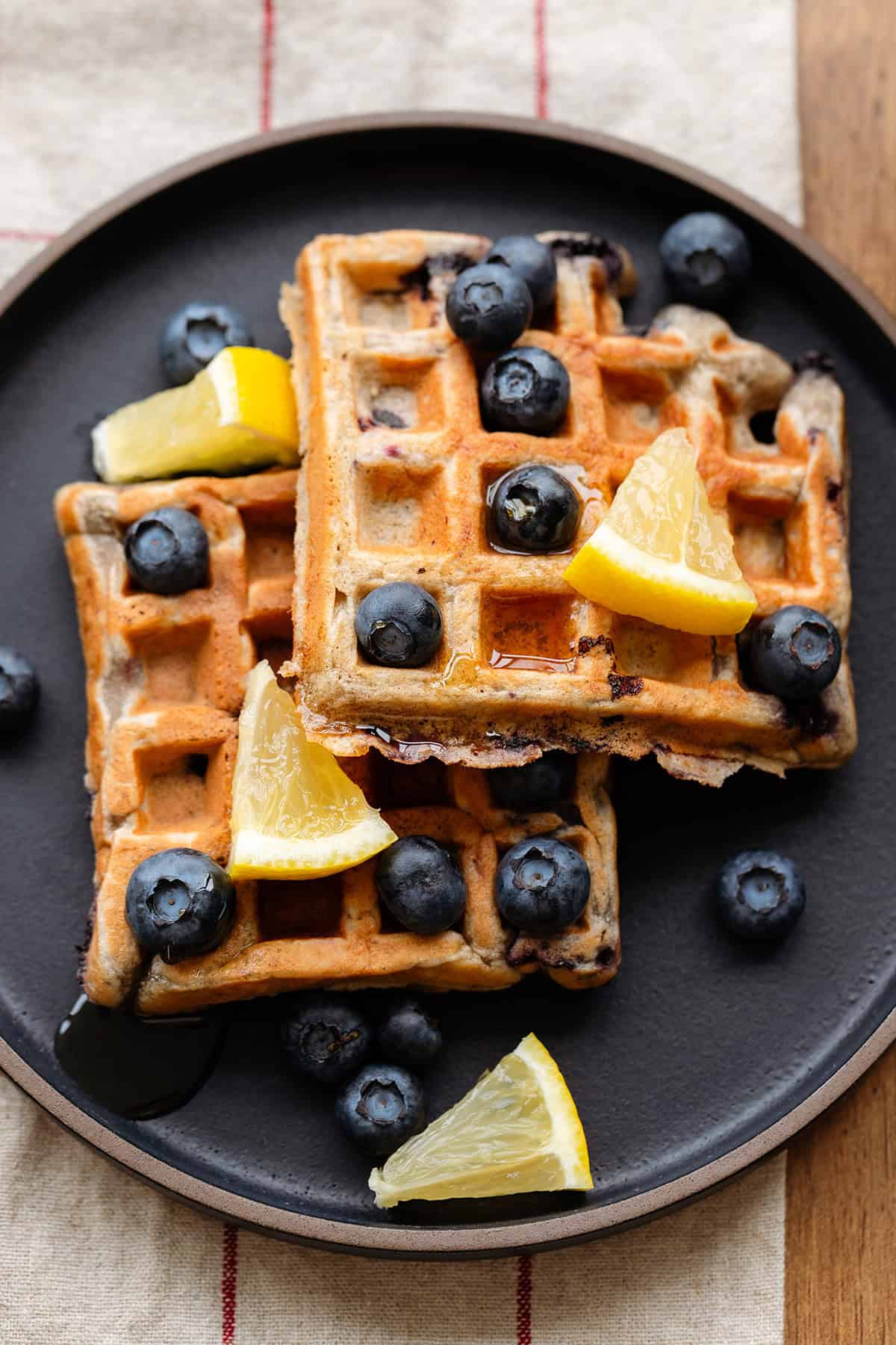 Banana Blueberry Waffles - The Healthful Ideas