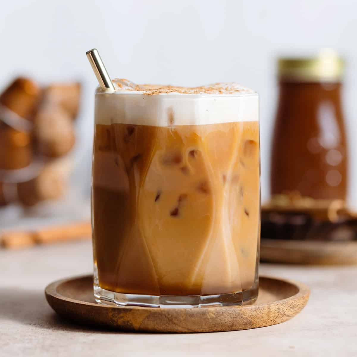 Iced Dirty Chai Latte - The Healthful Ideas