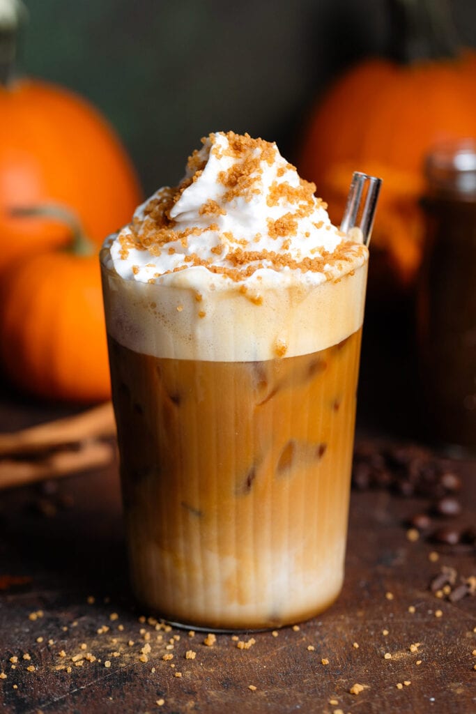 Iced Pumpkin Spiced Latte - The Healthful Ideas