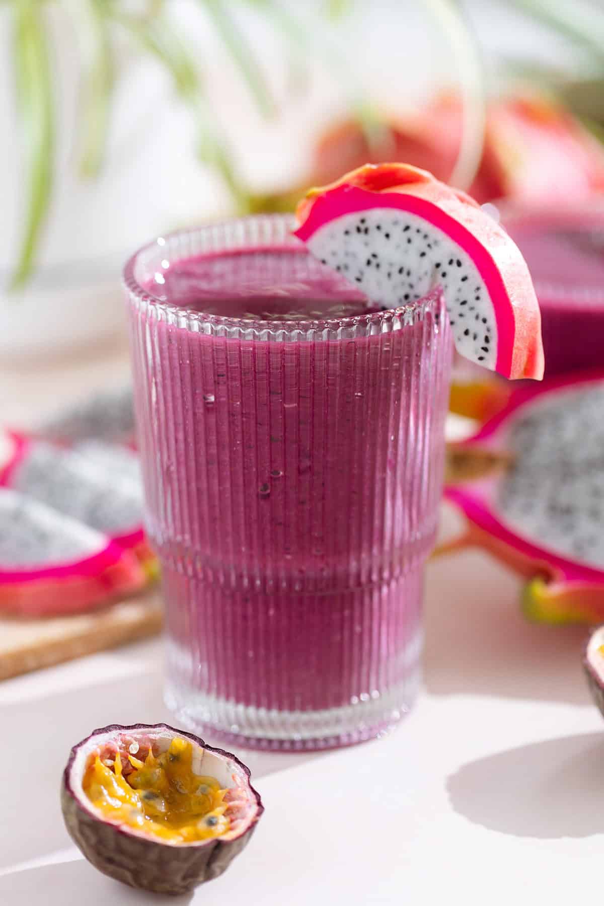 Dragon Fruit Smoothie The Healthful Ideas Dragon Fruit Smoothie The Healthful Ideas