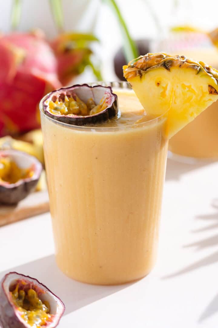 Smoothie Fruit De La Passion Tropical Passion Fruit Smoothie -clean Food Dirty City 20 Passion Fruit Smoothie - The Healthful Ideas