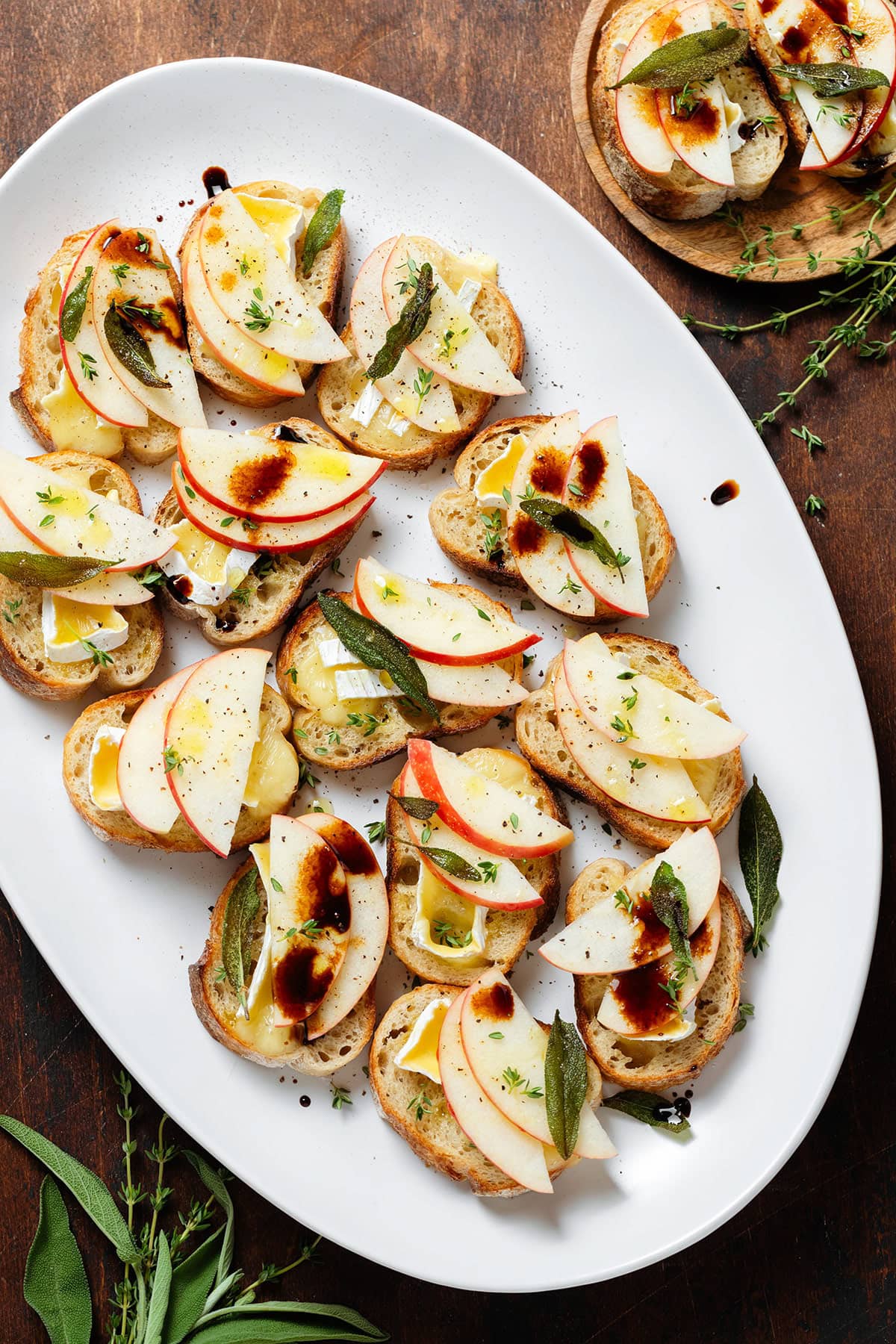 Apple Brie Crostini